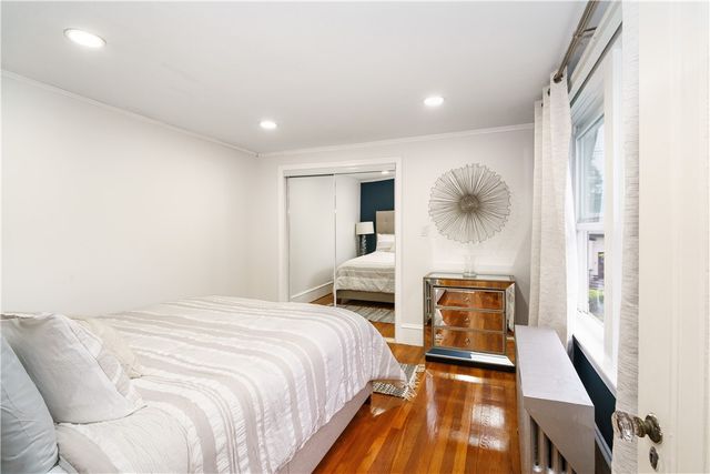 821 Post Road, Warwick, RI 02888