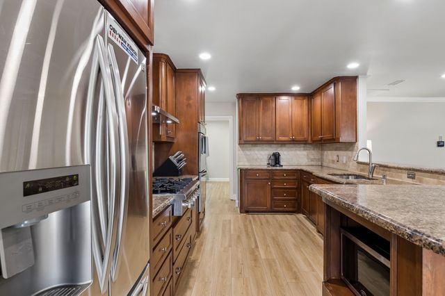 3456 Salisbury Drive, Dallas, TX 75229