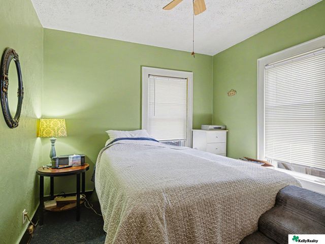 2619 Benson Gardens Boulevard, Omaha, NE 68134