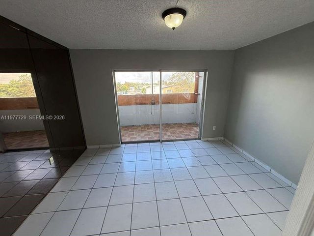 7105 W 13th Ave 301, Hialeah, FL 33014