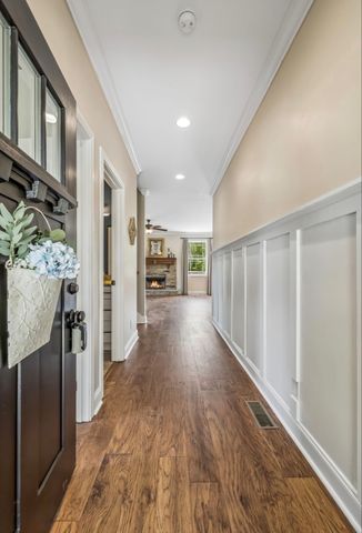 326 Twin Cove Dr, Lebanon, TN 37087