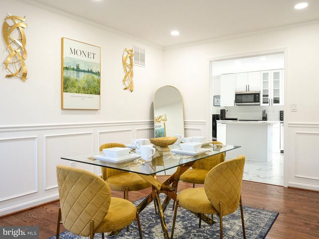 2111 WARREN WAY DR, Westminster, MD 21157