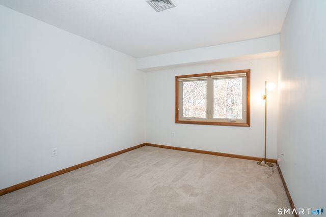 449 South Main Street 88, Manchester, CT 06040