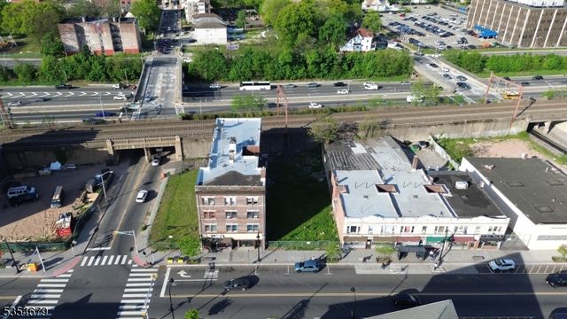 395 Dr Mlk Jr Blvd, East Orange City, NJ 07018