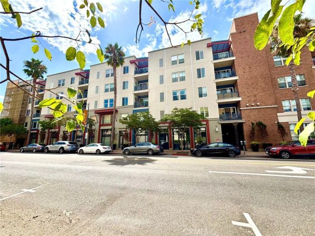 300 E 4th Street 422, Long Beach, CA 90802