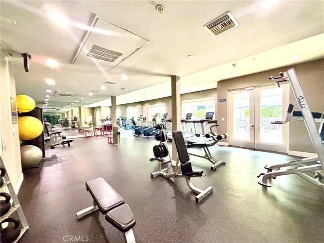 300 E 4th Street 422, Long Beach, CA 90802
