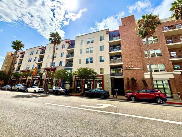 300 E 4th Street 422, Long Beach, CA 90802