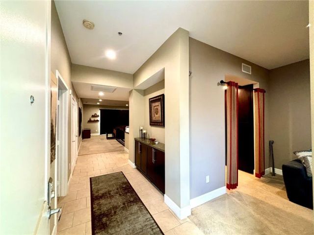 300 E 4th Street 422, Long Beach, CA 90802