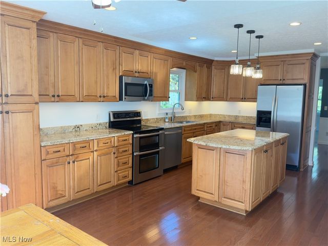 10685 Butternut Road, Chesterland, OH 44026