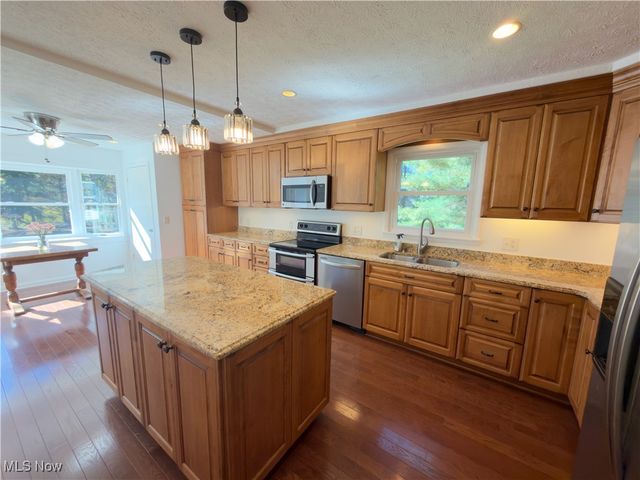 10685 Butternut Road, Chesterland, OH 44026
