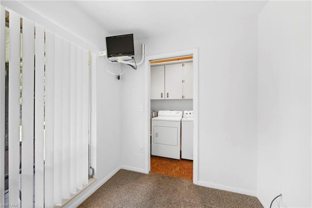 849 Palm View DR 28, Naples, FL 34110