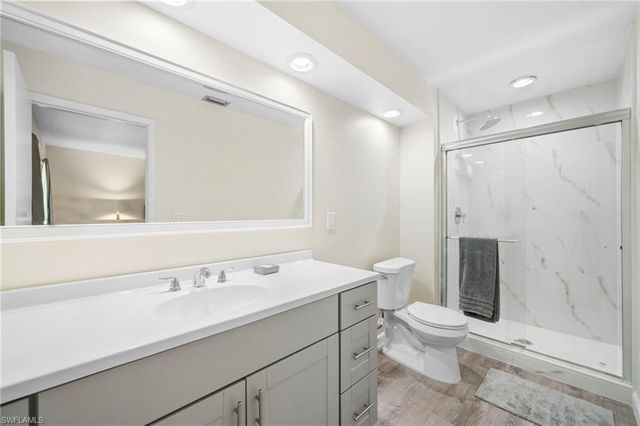 849 Palm View DR 28, Naples, FL 34110
