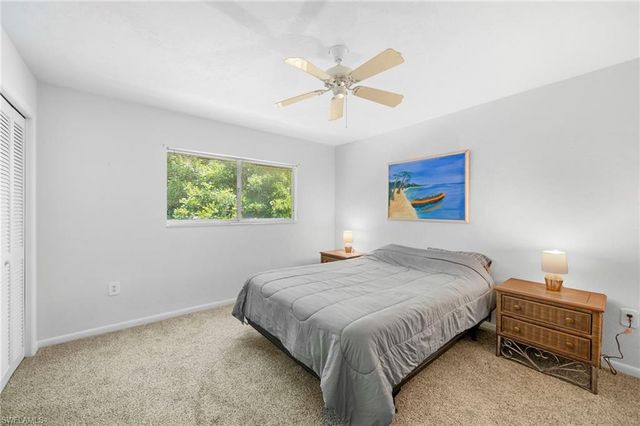 849 Palm View DR 28, Naples, FL 34110