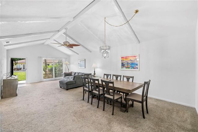 849 Palm View DR 28, Naples, FL 34110