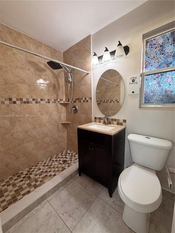 7751 NW 32nd Street, Davie, FL 33024