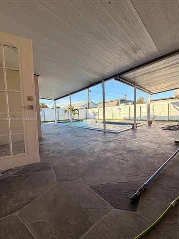 7751 NW 32nd Street, Davie, FL 33024