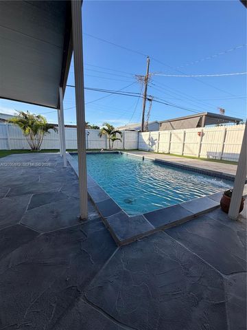 7751 NW 32nd Street, Davie, FL 33024