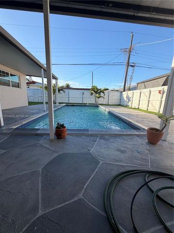7751 NW 32nd Street, Davie, FL 33024