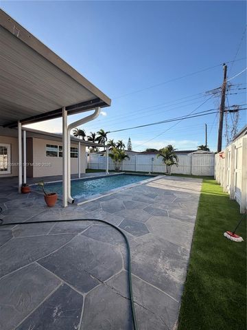 7751 NW 32nd Street, Davie, FL 33024