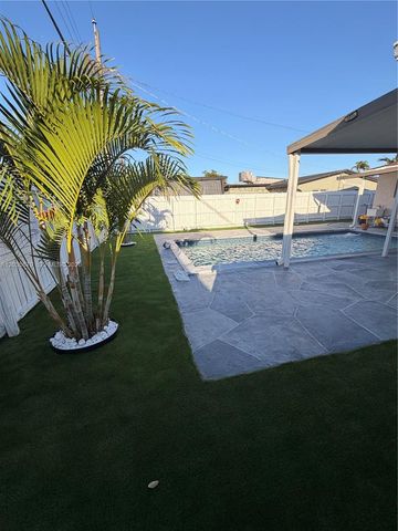 7751 NW 32nd Street, Davie, FL 33024