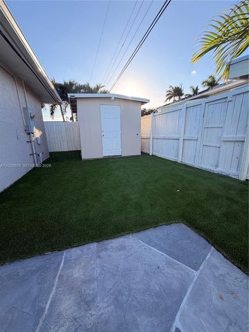 7751 NW 32nd Street, Davie, FL 33024