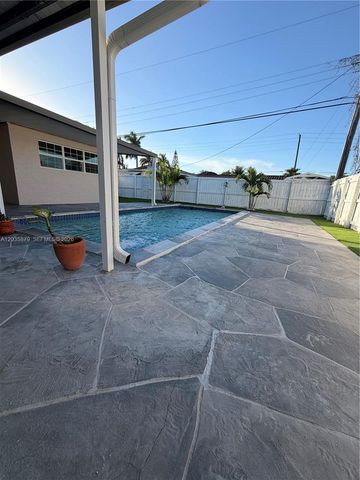 7751 NW 32nd Street, Davie, FL 33024