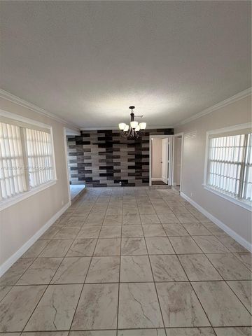 7751 NW 32nd Street, Davie, FL 33024