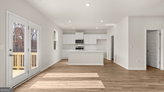 621 Lobelia Way, Locust Grove, GA 30248