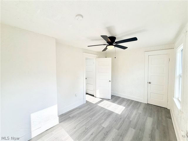 4025 Henritze Avenue, Cleveland, OH 44109