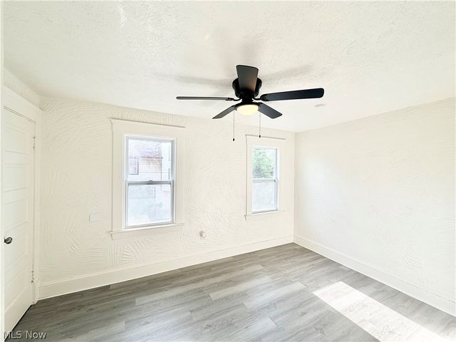 4025 Henritze Avenue, Cleveland, OH 44109