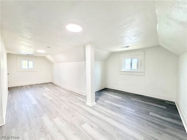 4025 Henritze Avenue, Cleveland, OH 44109