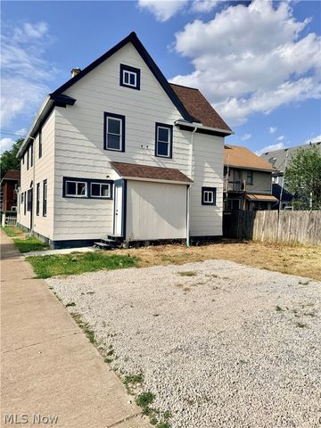 4025 Henritze Avenue, Cleveland, OH 44109