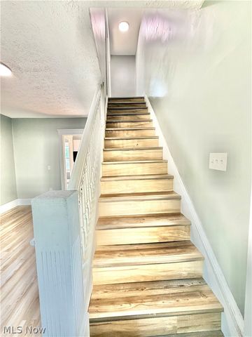4025 Henritze Avenue, Cleveland, OH 44109