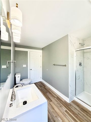 4025 Henritze Avenue, Cleveland, OH 44109