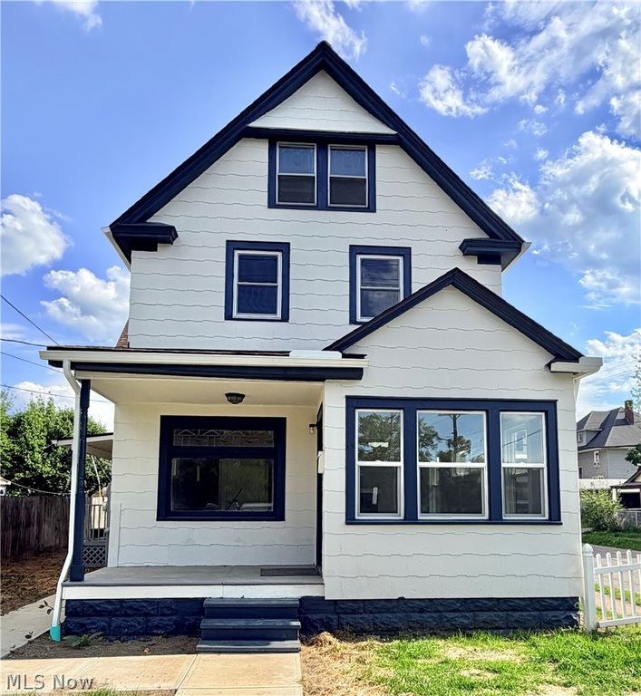 4025 Henritze Avenue, Cleveland, OH 44109