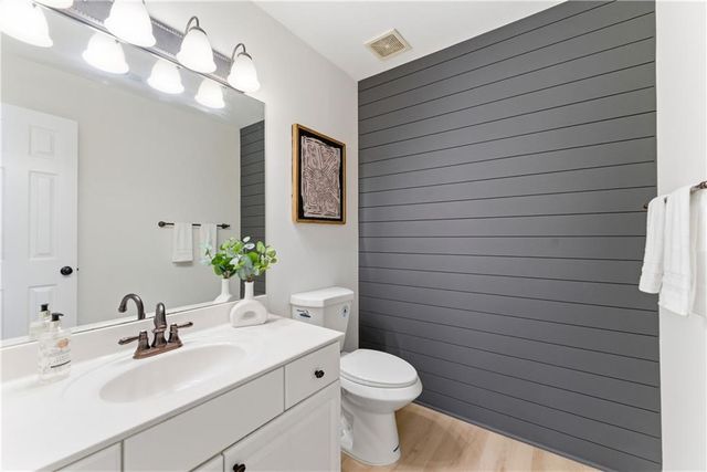 5474 Oxford Chase Way, Atlanta, GA 30338