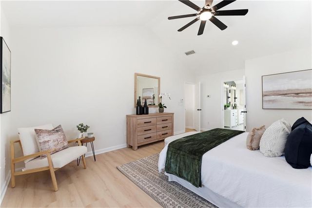 5474 Oxford Chase Way, Atlanta, GA 30338