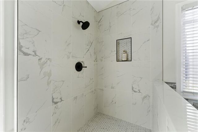 5474 Oxford Chase Way, Atlanta, GA 30338