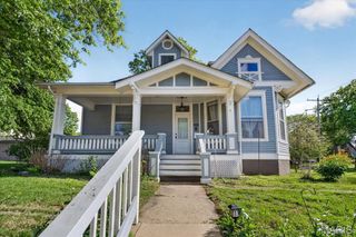 202 E E Street, Belleville, IL 62220