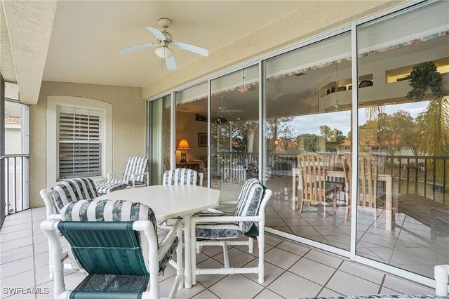 7680 Oleander Gate DR J202, Naples, FL 34109