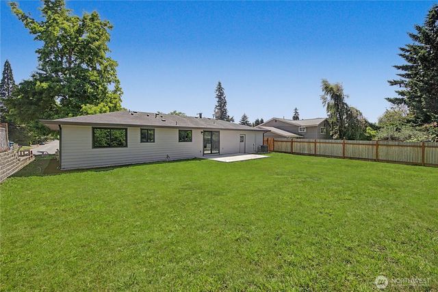 10646 SE 236th Street, Kent, WA 98031