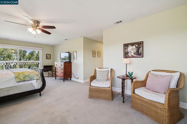 1933 Joseph Dr, Moraga, CA 94556