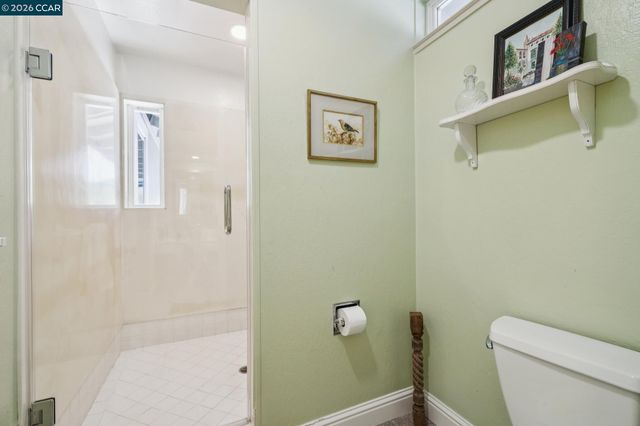 1933 Joseph Dr, Moraga, CA 94556