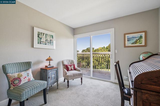 1933 Joseph Dr, Moraga, CA 94556