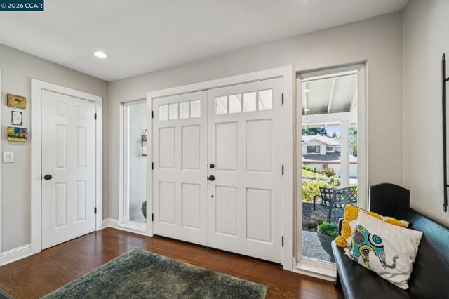 1933 Joseph Dr, Moraga, CA 94556