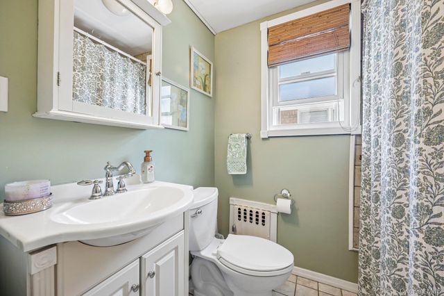 63 Kilburn Road S, West Hempstead, NY 11552