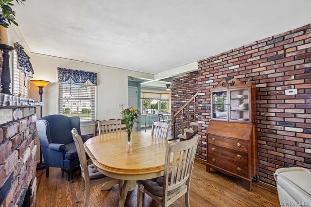 63 Kilburn Road S, West Hempstead, NY 11552