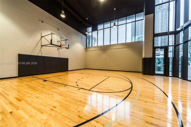 1010 Brickell Ave 2908, Miami, FL 33131