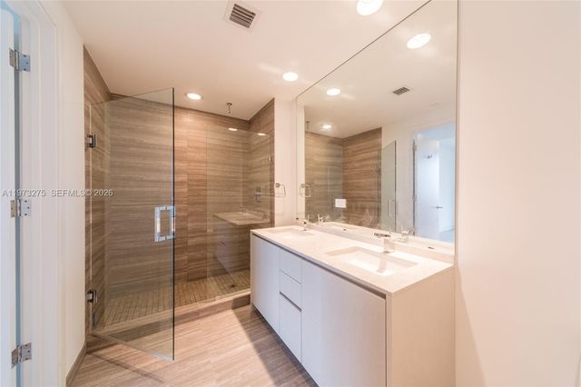 1010 Brickell Ave 2908, Miami, FL 33131