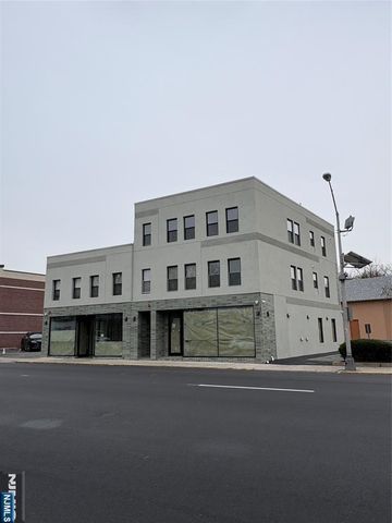 95 N Dean 1st floor, Englewood, NJ 07631